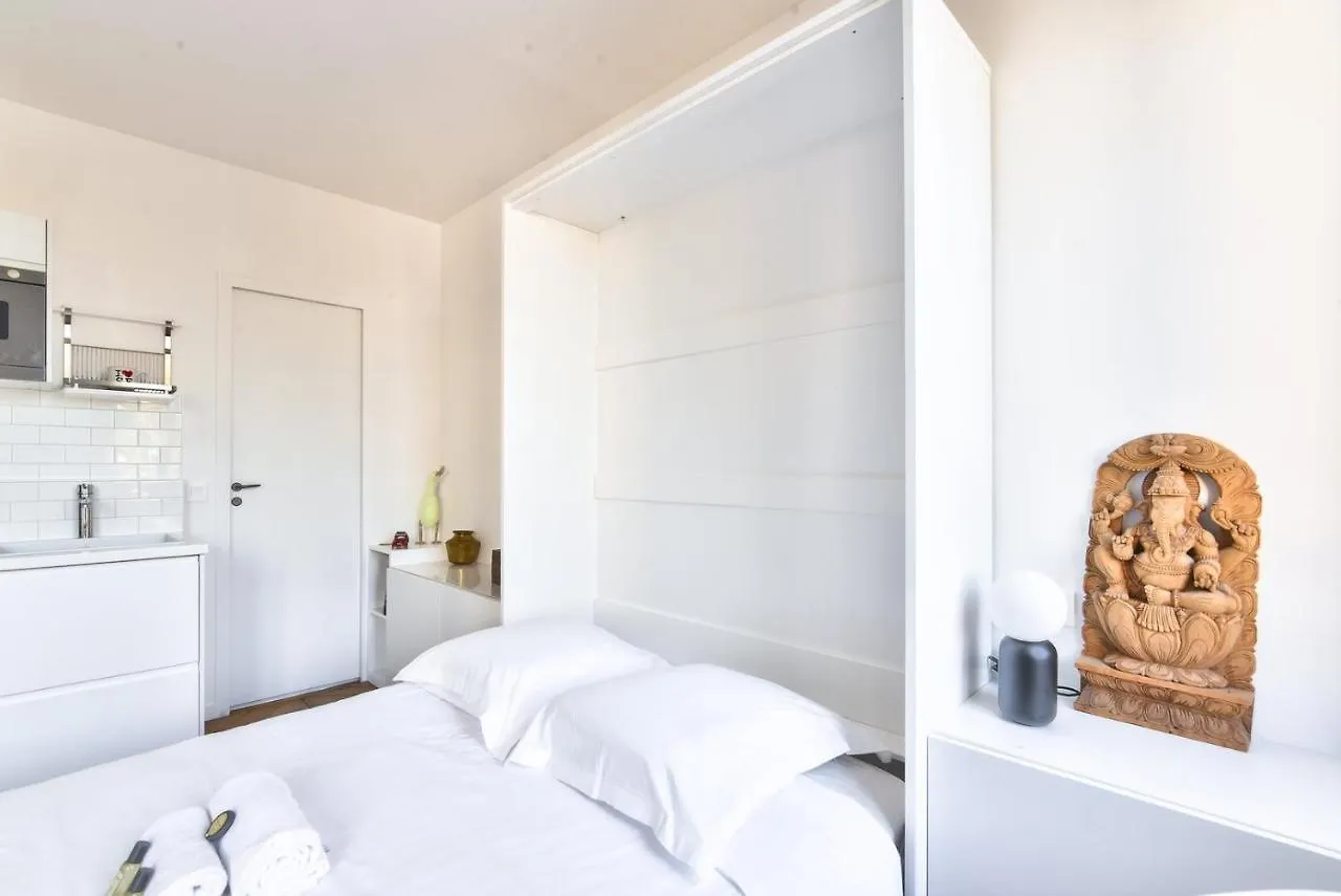 Appartement Guestready - Studio Design Pres Du Moulin Rouge Paris
